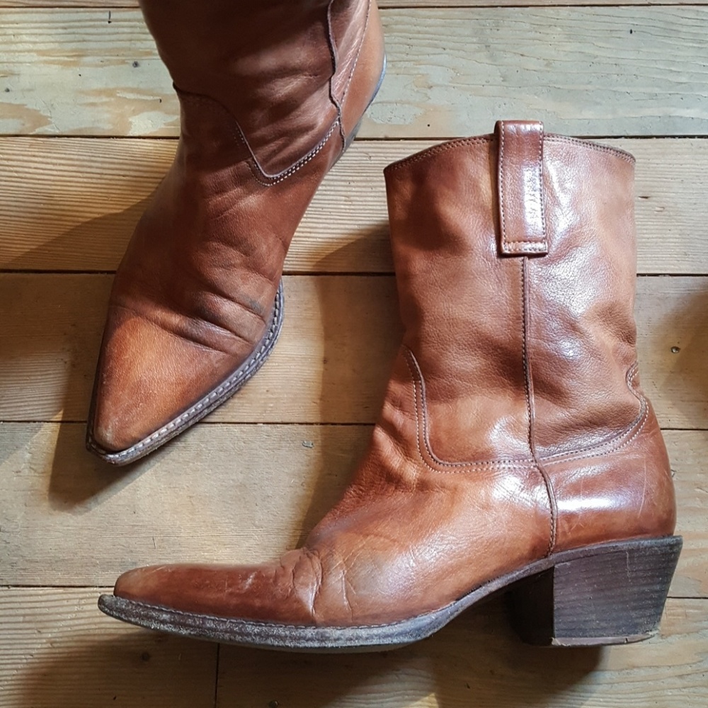 Cole Haan British tan short western style boot